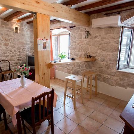 Apartment Riva Σίμπενικ Εξωτερικό φωτογραφία